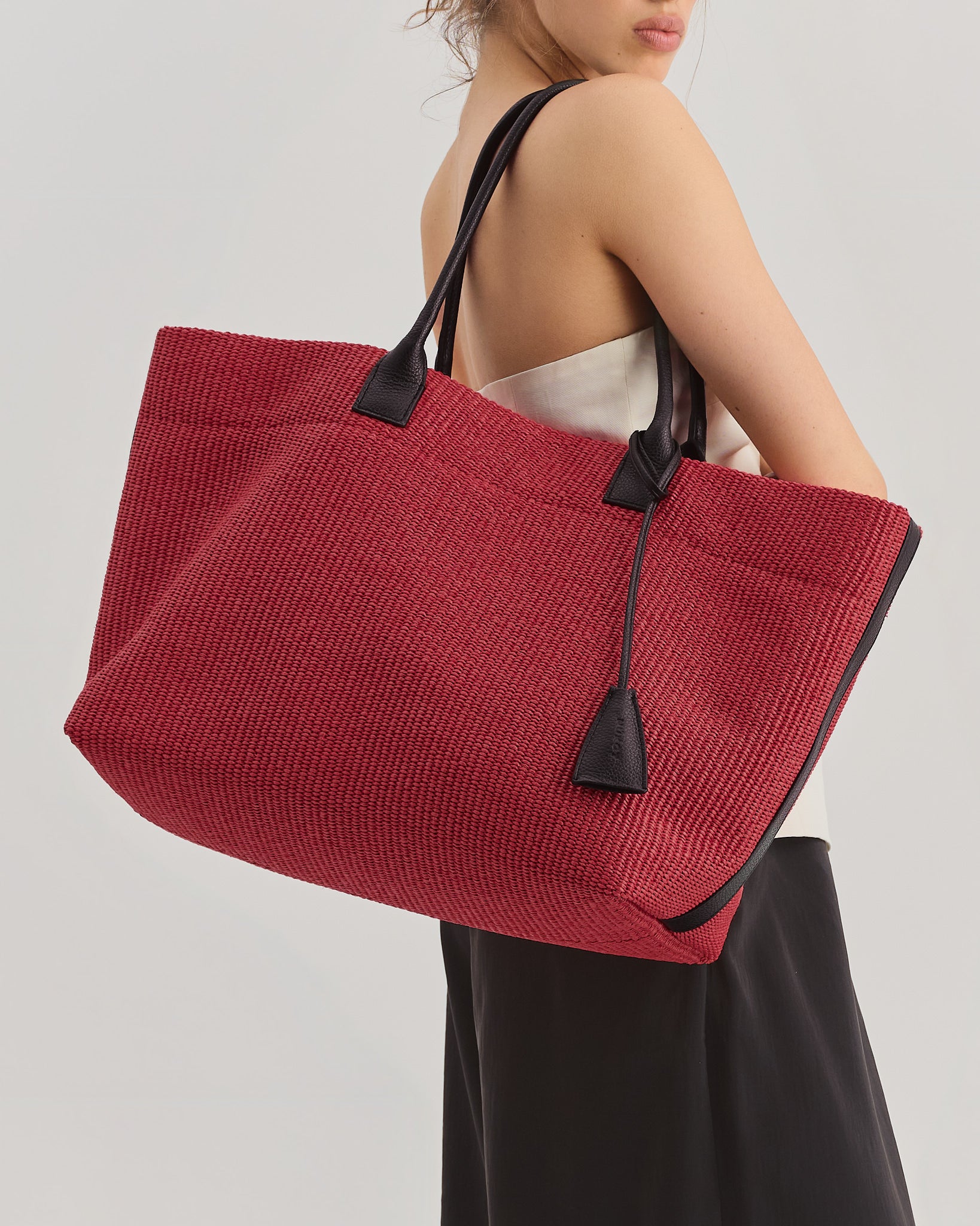 RAFFIA TOTE BAG RED – NÚKOT